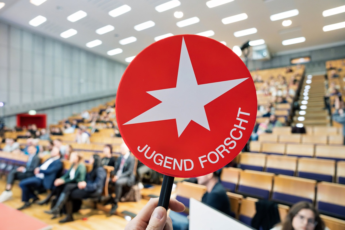 Wenn Neugier zu Wennn Neugier zu Forschung wird – unsere Schülerinnen und Schüler bei „Jugend forscht“